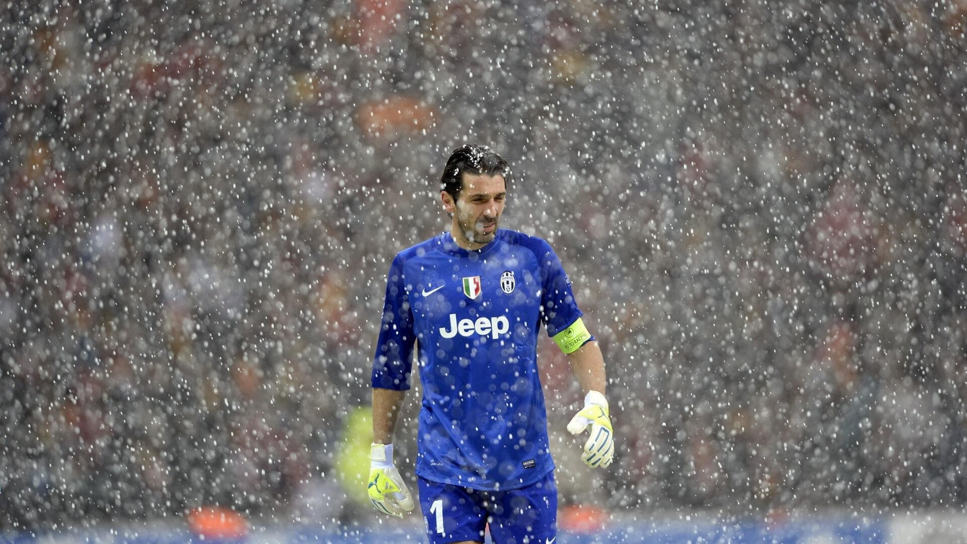 电竞世界杯震撼开赛 全球顶尖战队争夺荣耀