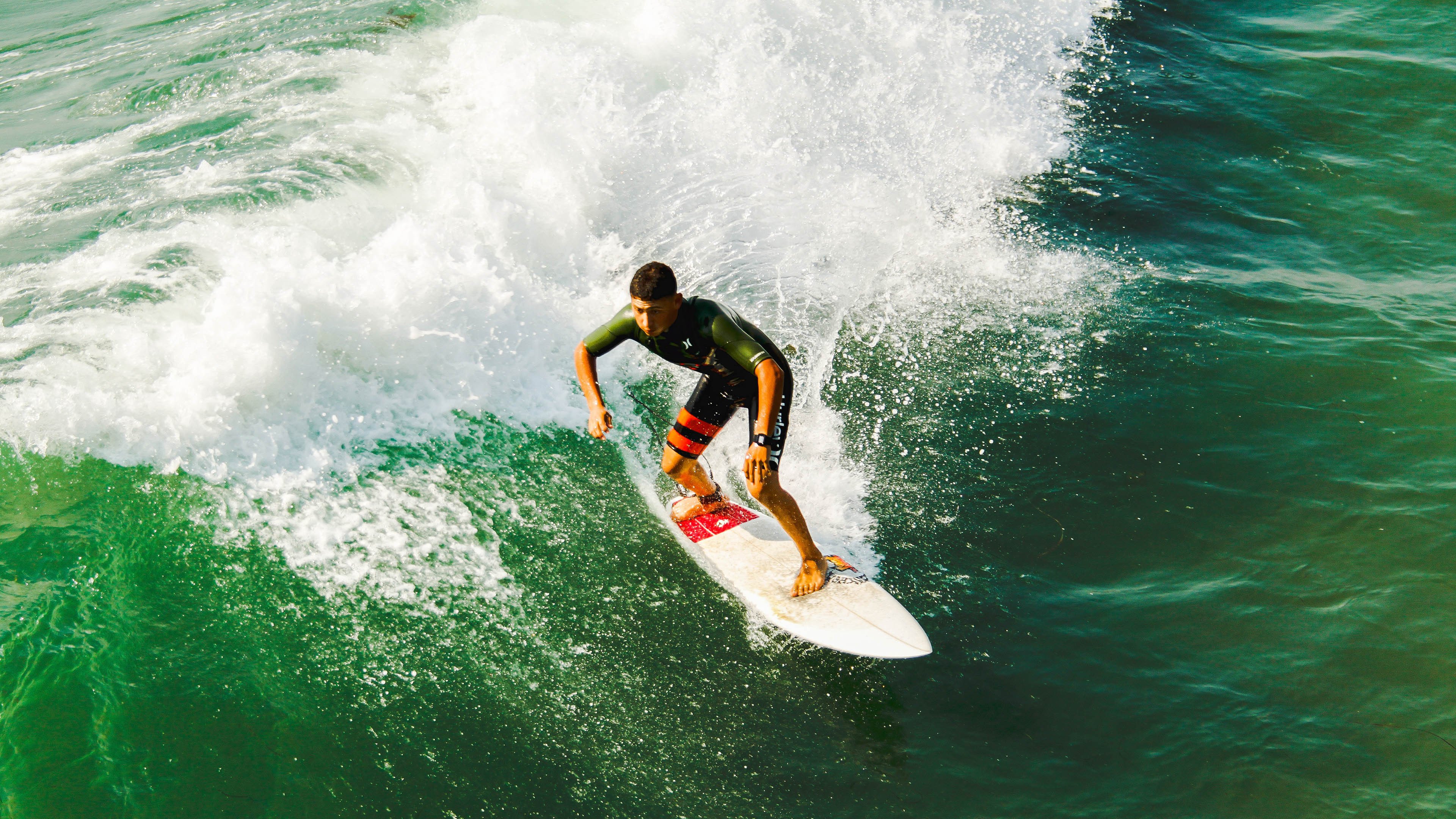从低谷到巅峰，伤病康复背后的体育精神与科学突破